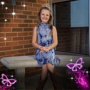 Meet your Posher, Danika